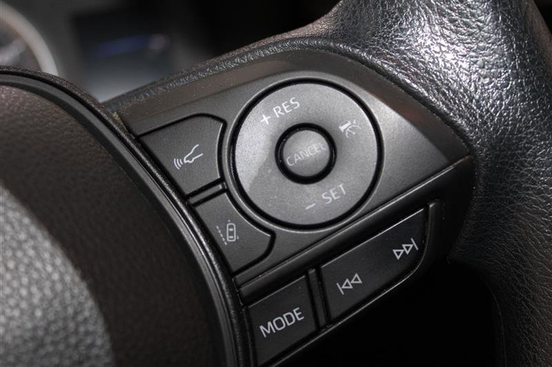 2021 Toyota Corolla LE Image 39 of 44