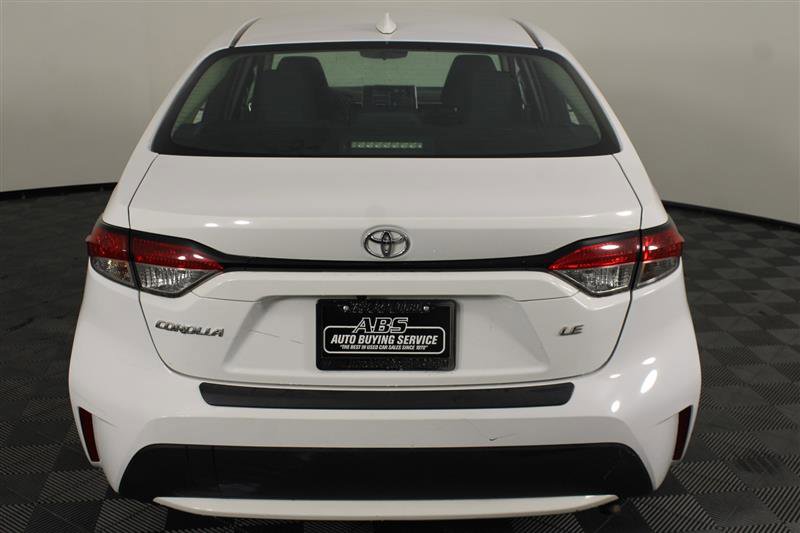 2021 Toyota Corolla LE Image 6 of 44