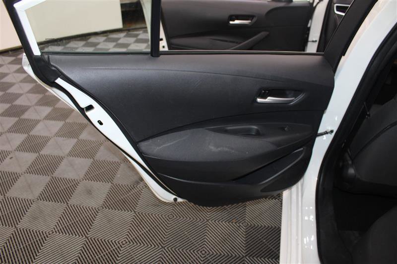 2021 Toyota Corolla LE Image 41 of 44