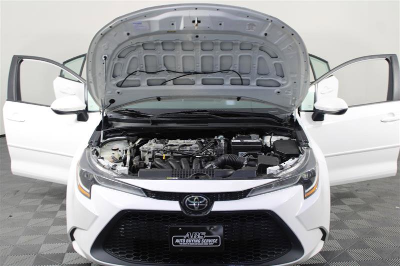 2021 Toyota Corolla LE Image 11 of 44