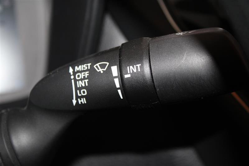 2021 Toyota Corolla LE Image 31 of 44