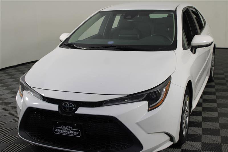 2021 Toyota Corolla LE Image 1 of 44