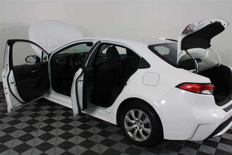 2021 Toyota Corolla LE Image 38 of 44