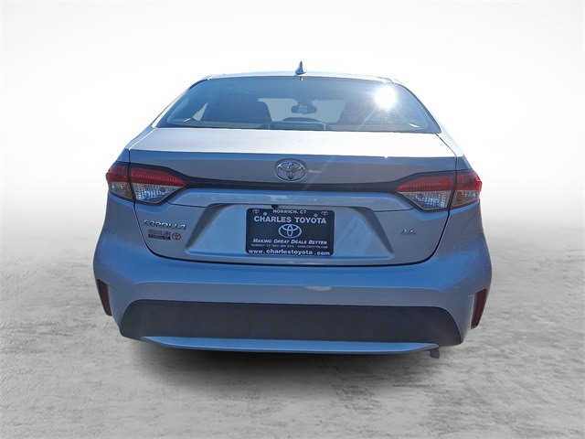 Vehicle image 6 of 37