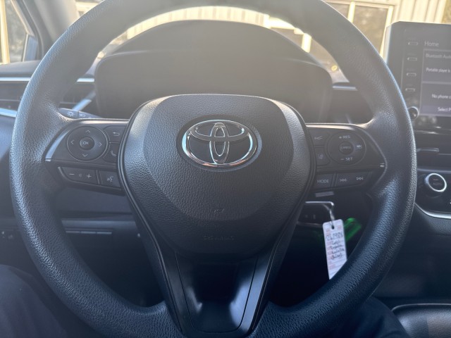 Vehicle image 12 of 18