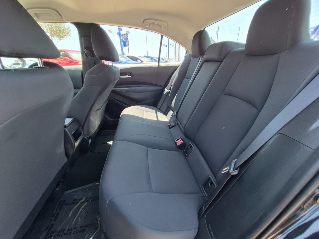 Vehicle image 10 of 20