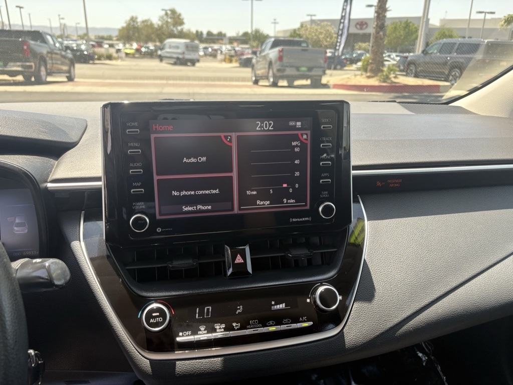 Vehicle image 15 of 17