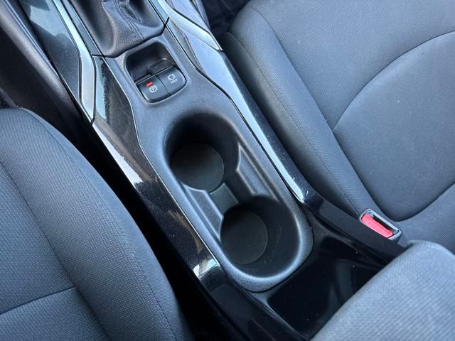 Vehicle image 17 of 25