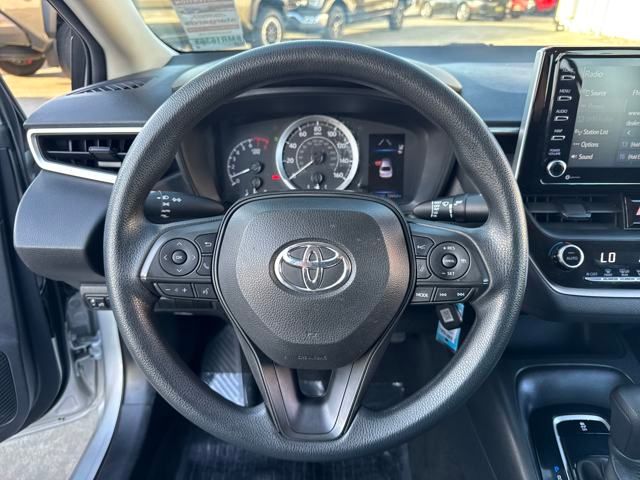 Vehicle image 9 of 25