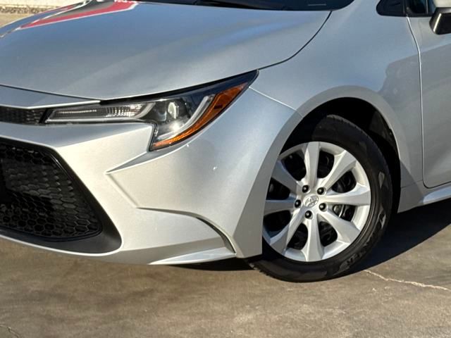 Vehicle image 4 of 25