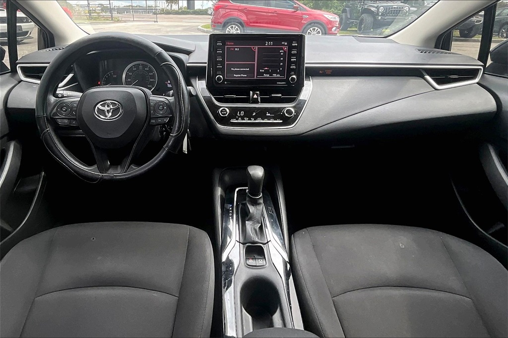 Vehicle image 12 of 28