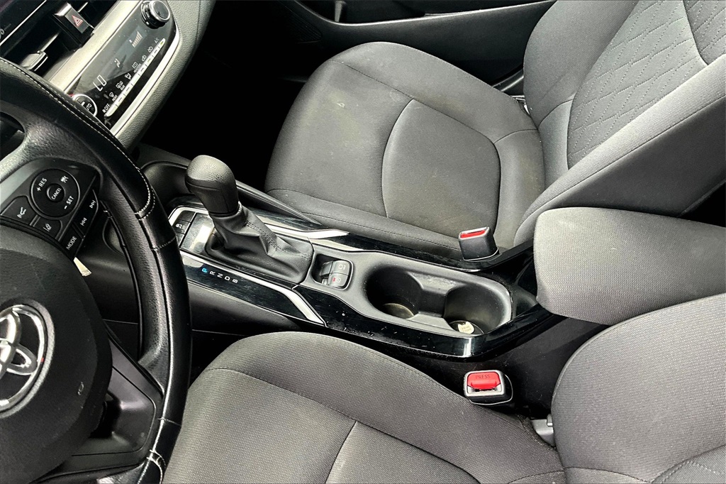 Vehicle image 14 of 28