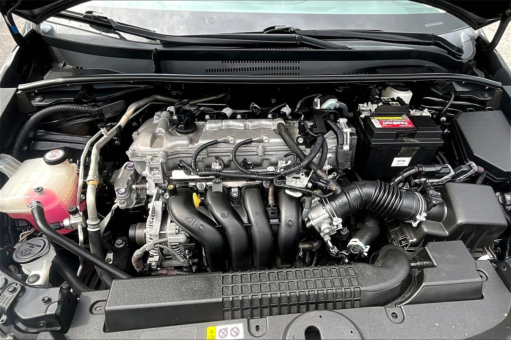 Vehicle image 9 of 28