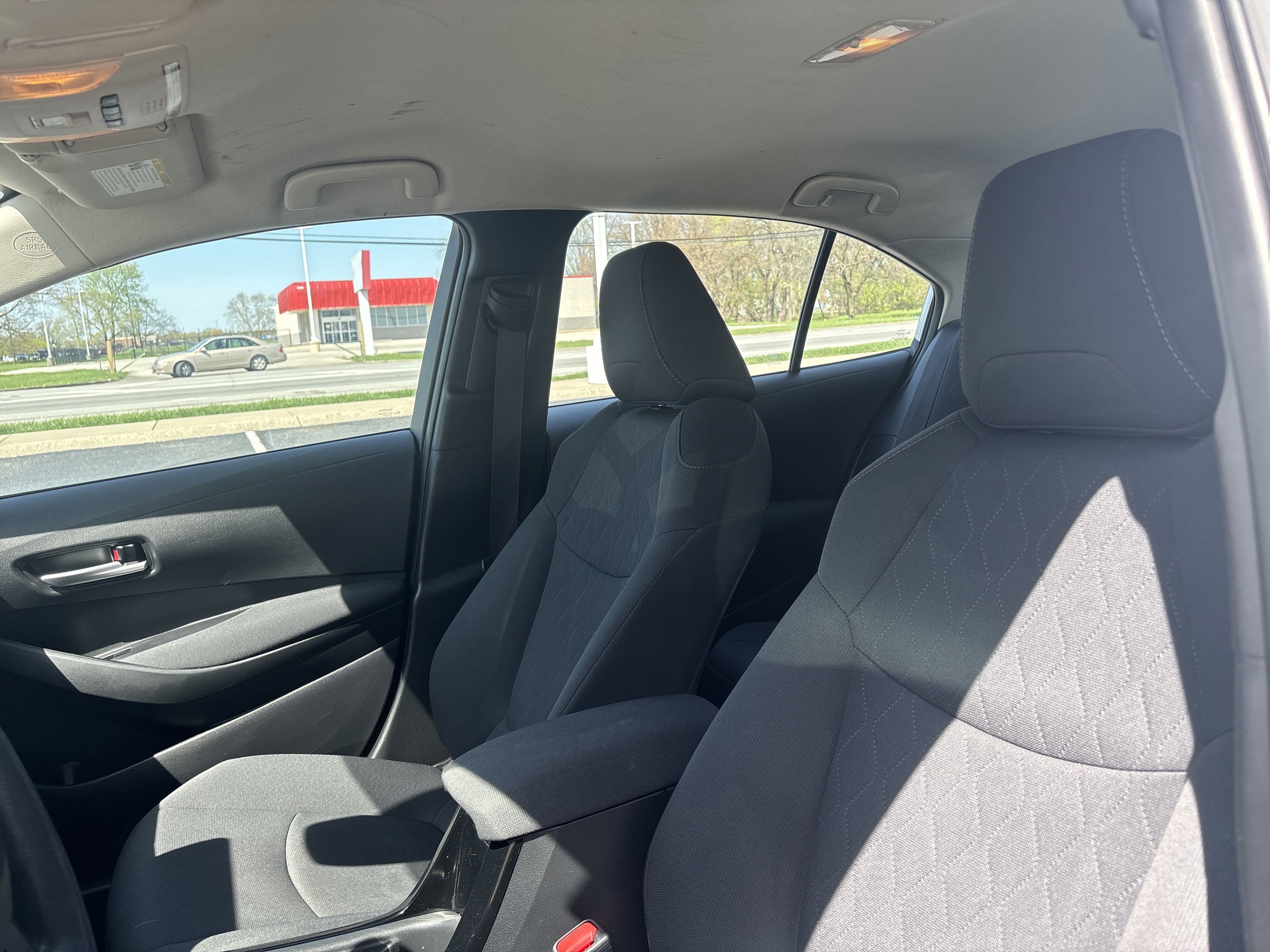Vehicle image 16 of 49