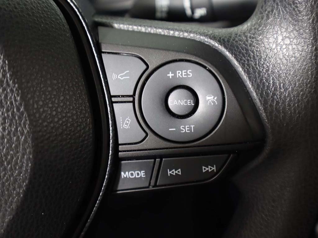 Vehicle image 35 of 51