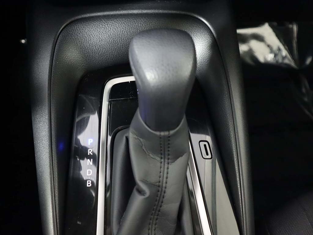 Vehicle image 41 of 51