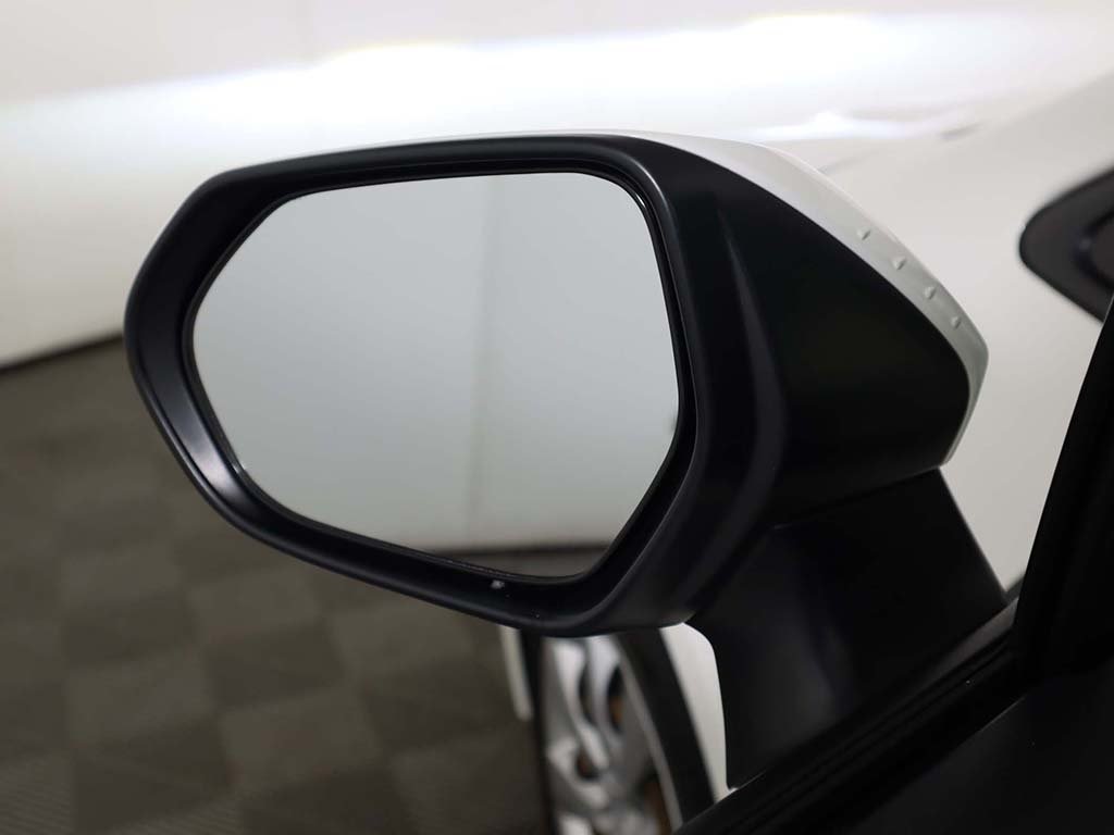 Vehicle image 20 of 51