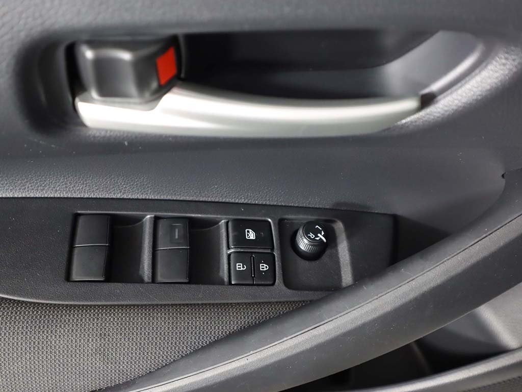 Vehicle image 30 of 51