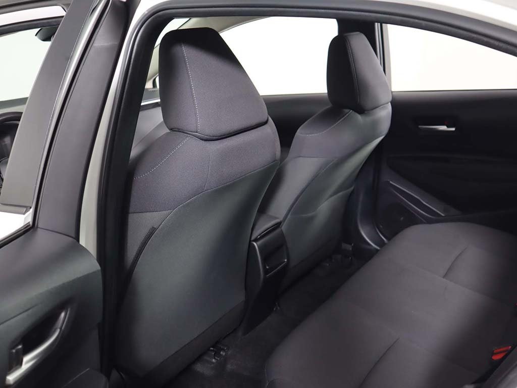 Vehicle image 25 of 51