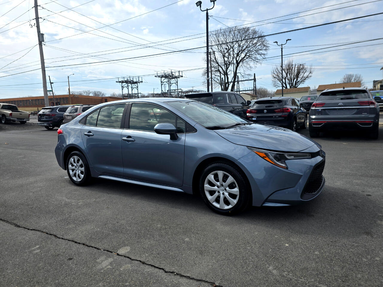 Vehicle image 4 of 18