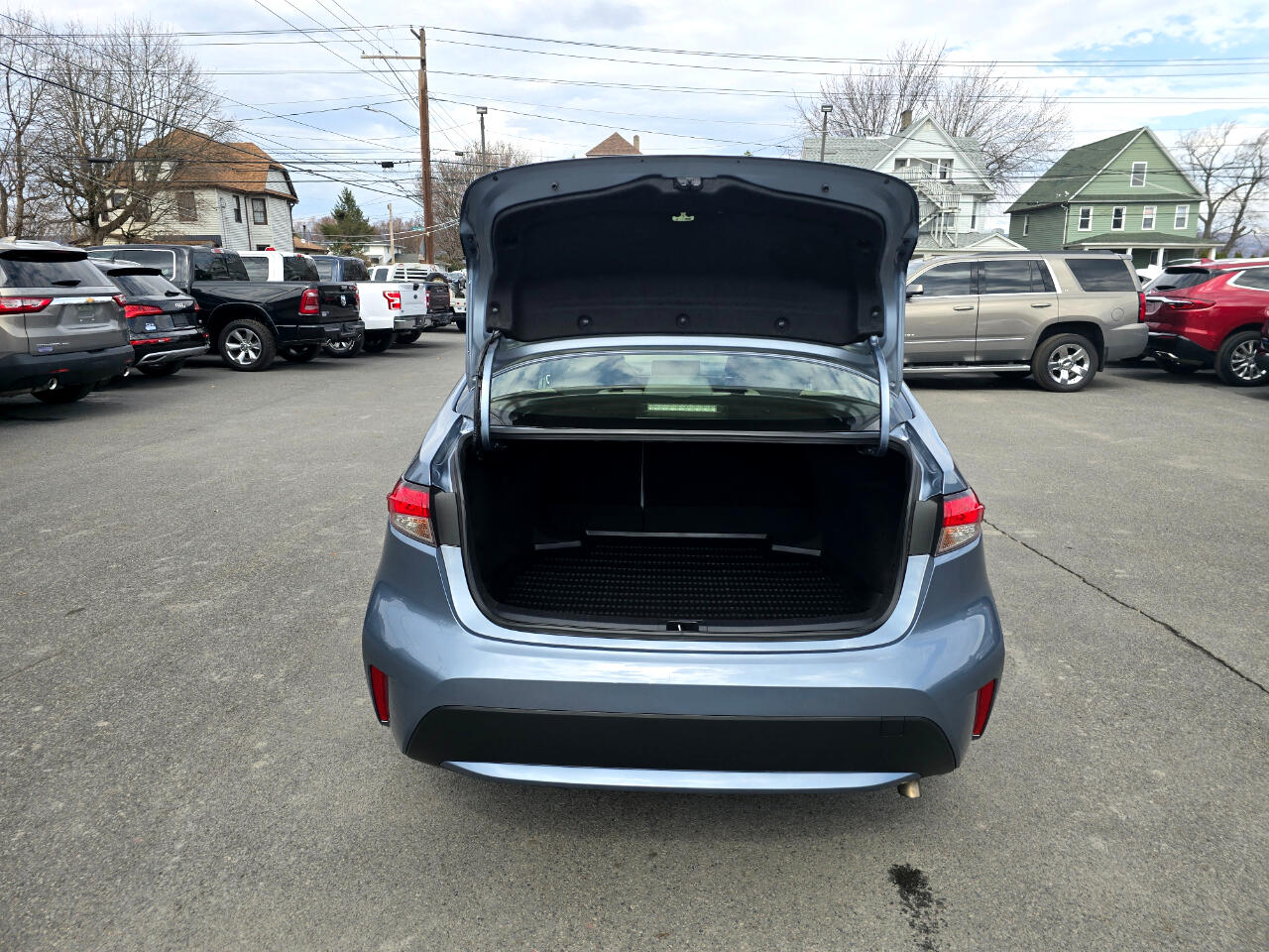 Vehicle image 17 of 18