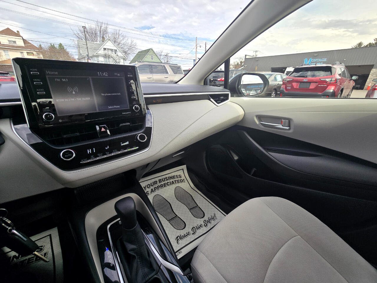 Vehicle image 12 of 18