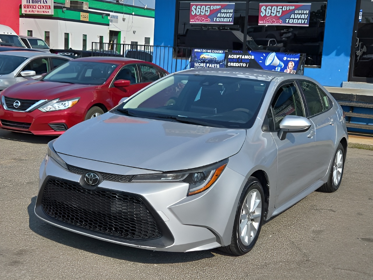 Vehicle image 23 of 28