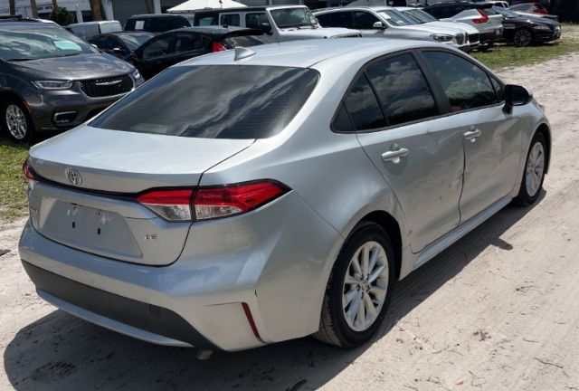 Vehicle image 9 of 28