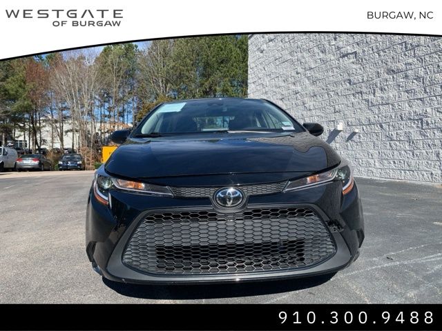 Vehicle image 2 of 33