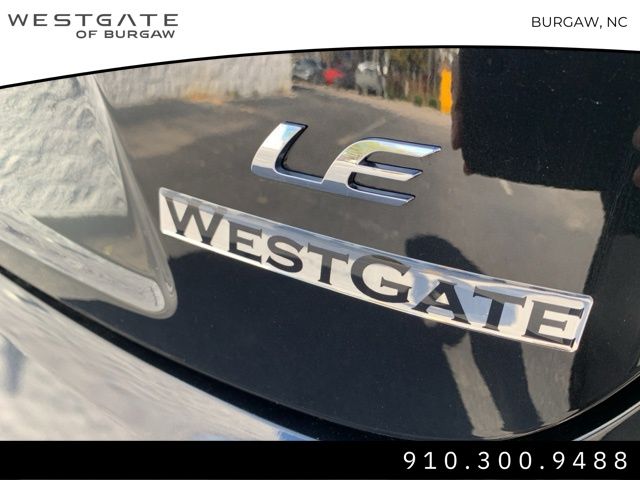 Vehicle image 11 of 33