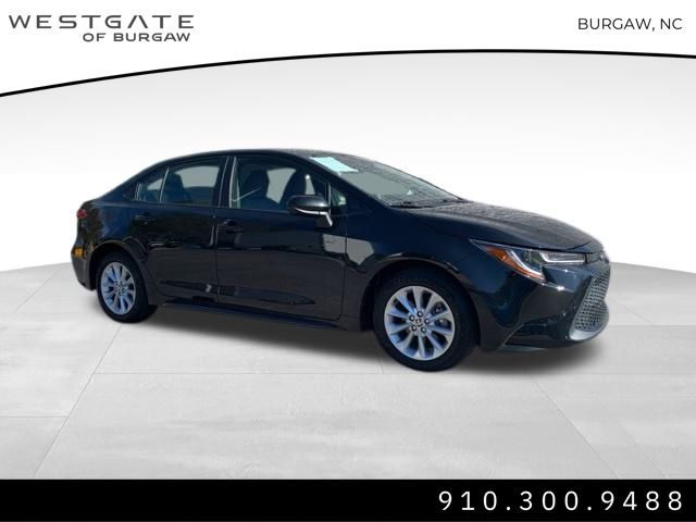 Vehicle image 3 of 33