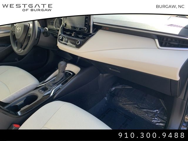 Vehicle image 32 of 33