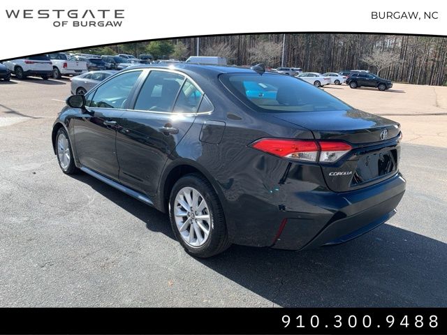 Vehicle image 7 of 33