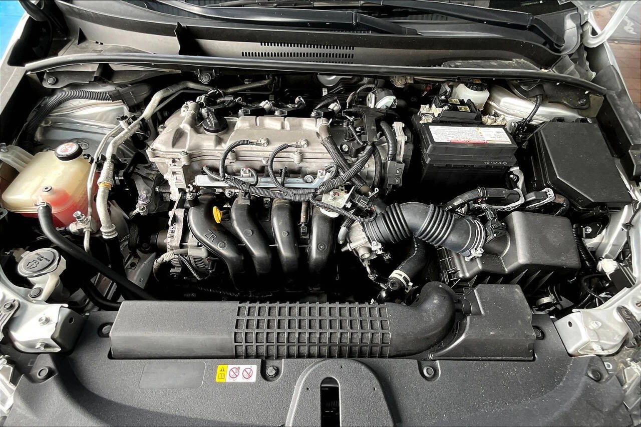 Vehicle image 11 of 30