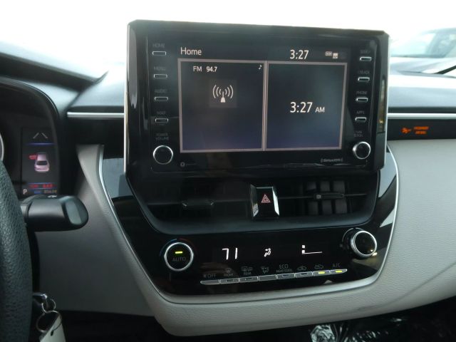 Vehicle image 18 of 28