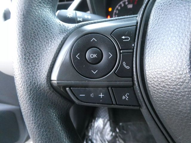 Vehicle image 15 of 28