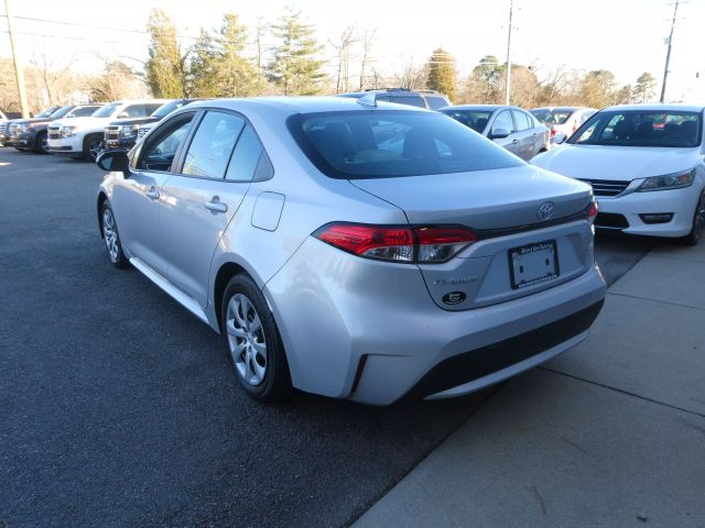 Vehicle image 7 of 28