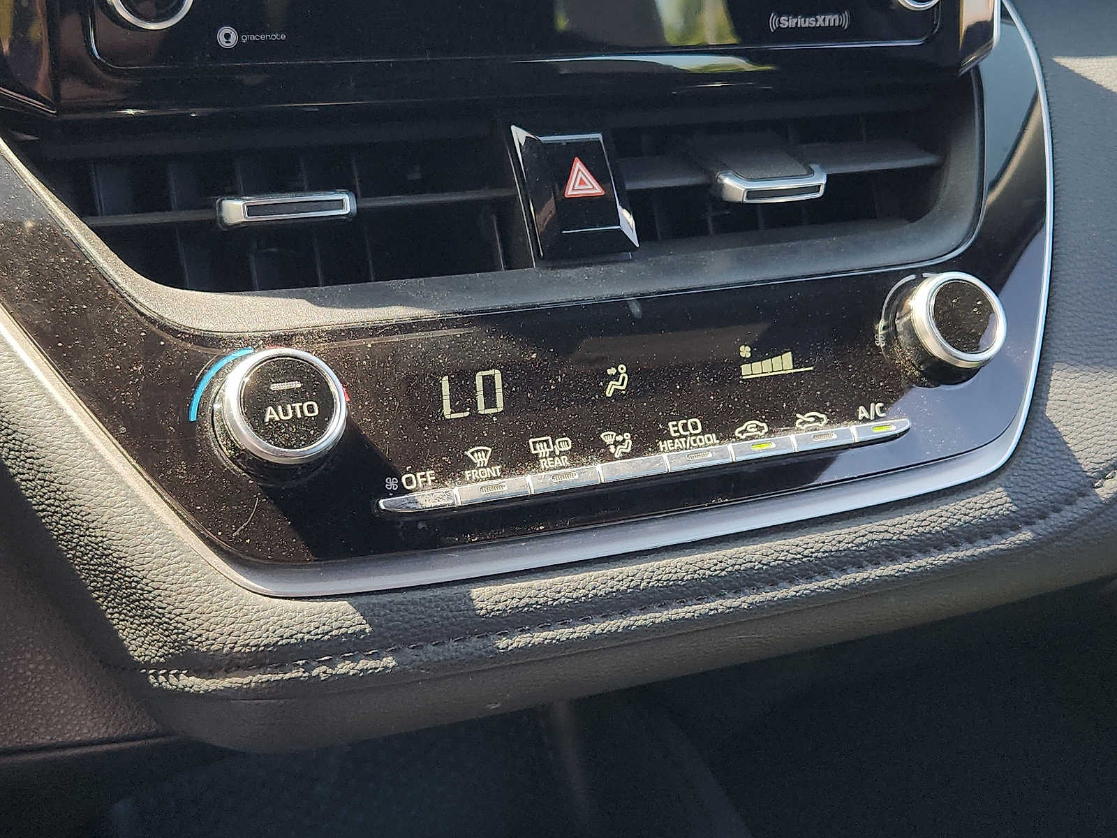 Vehicle image 15 of 30