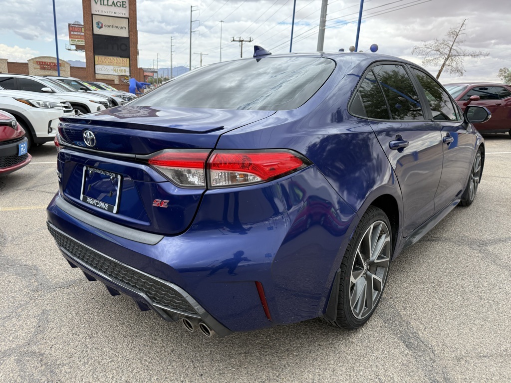 Vehicle image 4 of 24