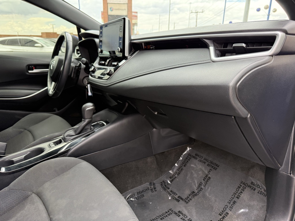 Vehicle image 15 of 24