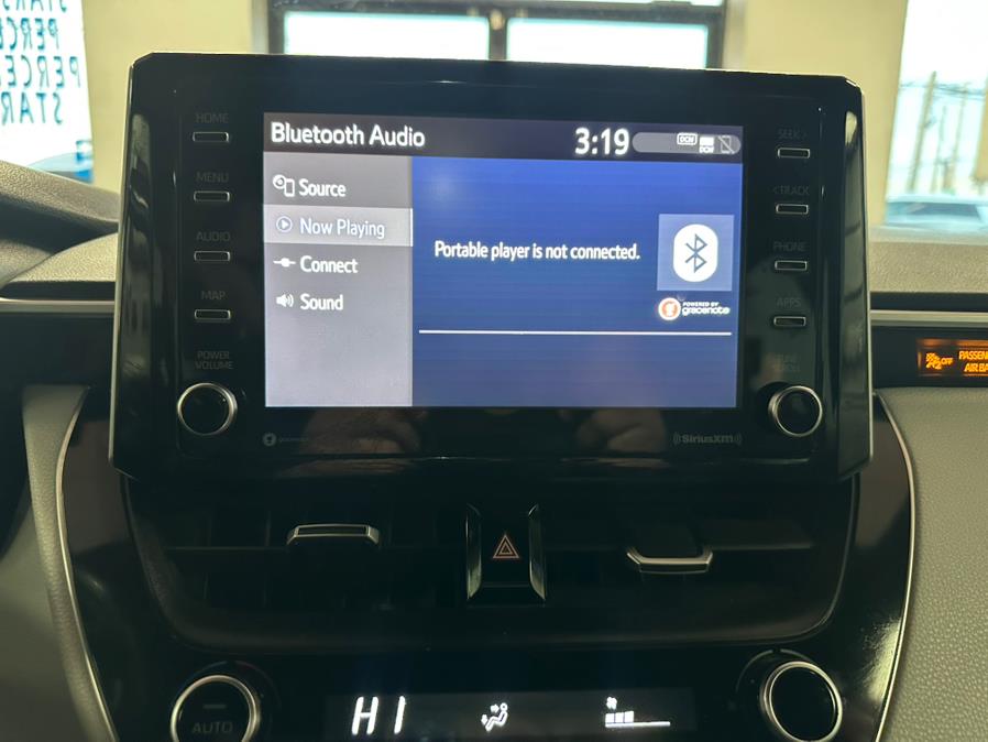 Vehicle image 44 of 52