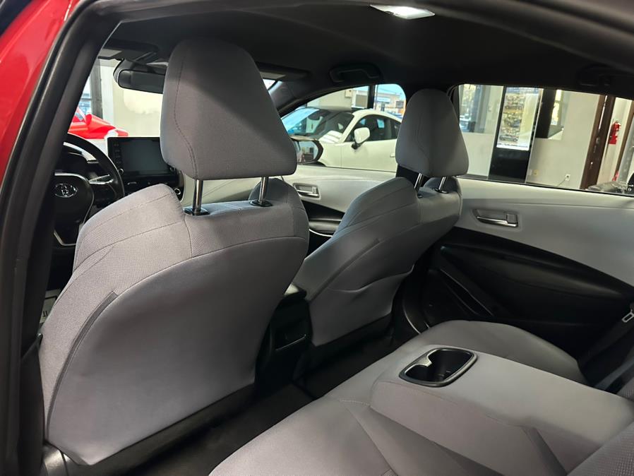 Vehicle image 22 of 52