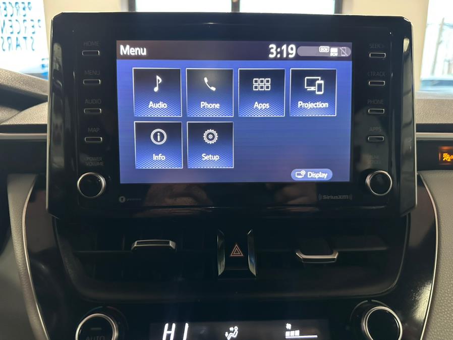 Vehicle image 43 of 52