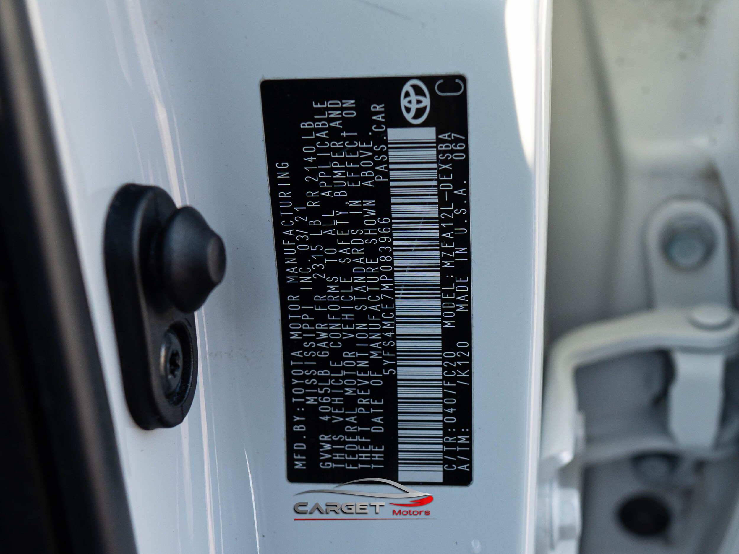 Vehicle image 43 of 45
