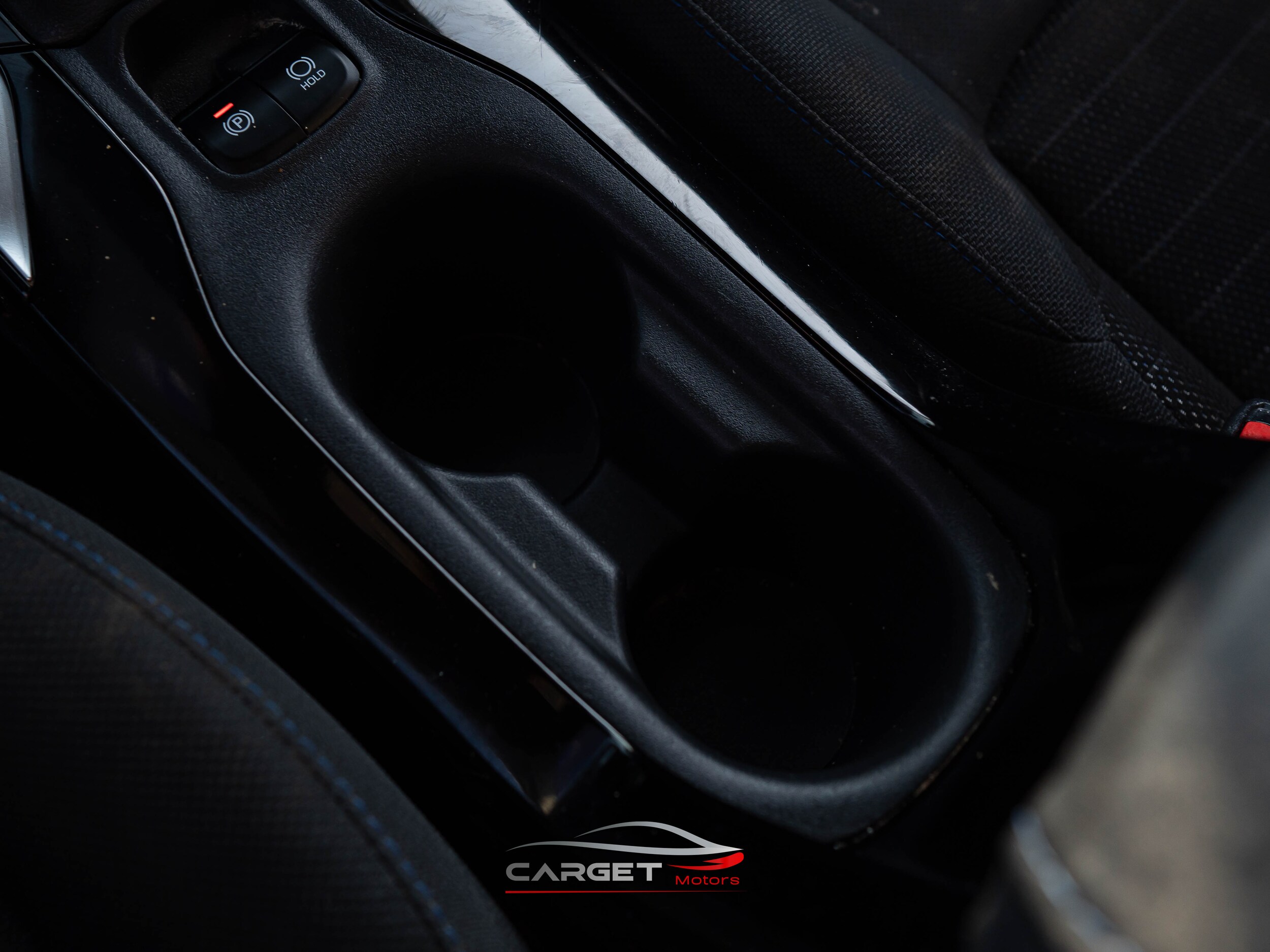 Vehicle image 31 of 45