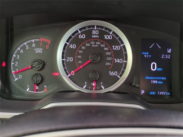 Vehicle image 25 of 27