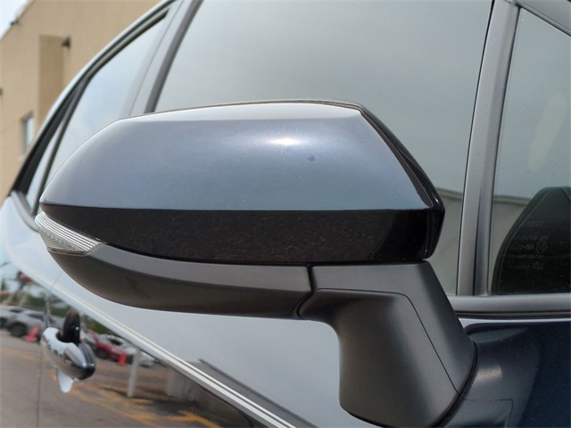 Vehicle image 12 of 27
