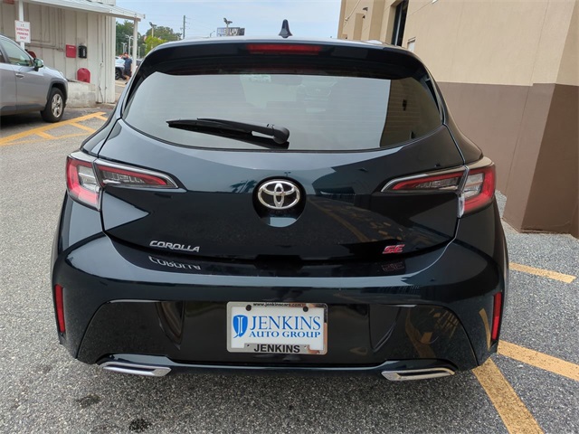 Vehicle image 7 of 27