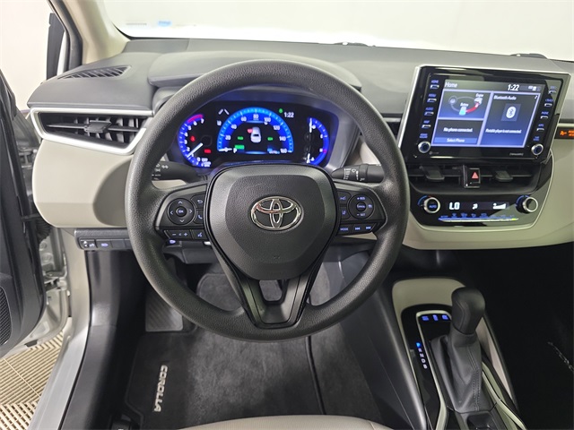 Vehicle image 14 of 35