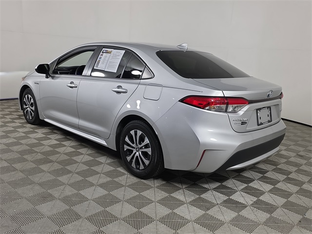 Vehicle image 8 of 35